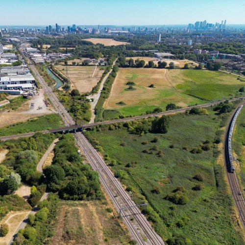 Explore East London’s culture and Enfield’s history on the Weaver line from Liverpool Street to Seven Sisters | Transport for London